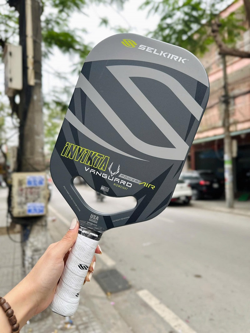 Vợt Pickleball Vanguard Air Invikta Shadow Gray