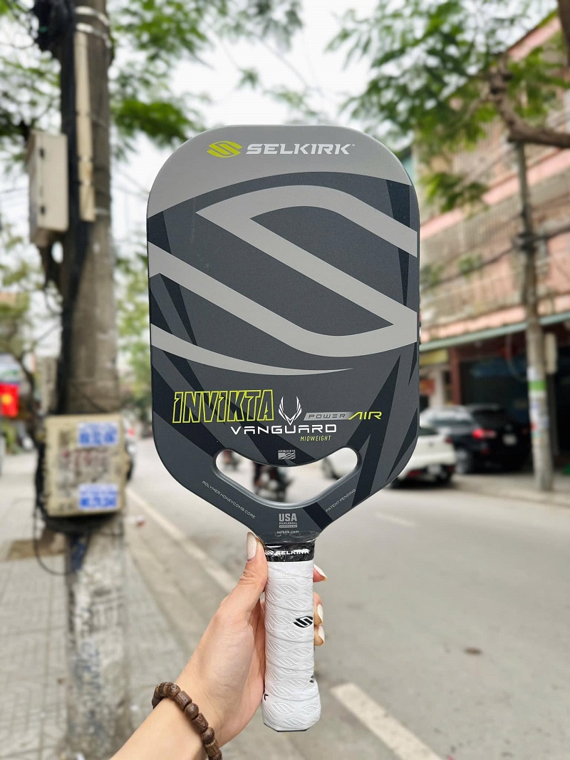Vợt Pickleball Vanguard Air Invikta Shadow Gray