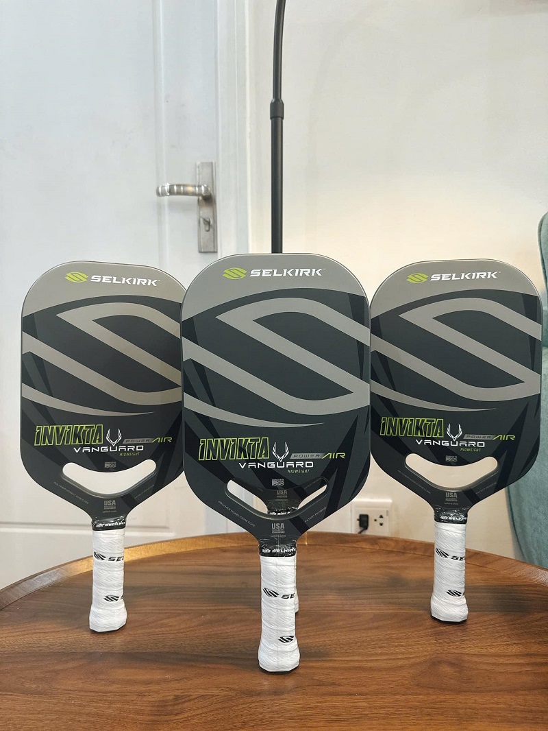 Vợt Pickleball Vanguard Air Invikta Shadow Gray