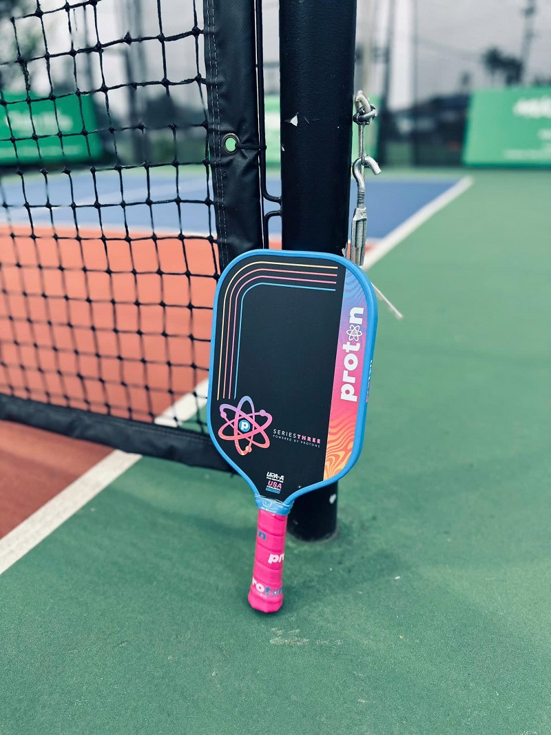 Vợt Pickleball Proton Series Three - Project Flamingo