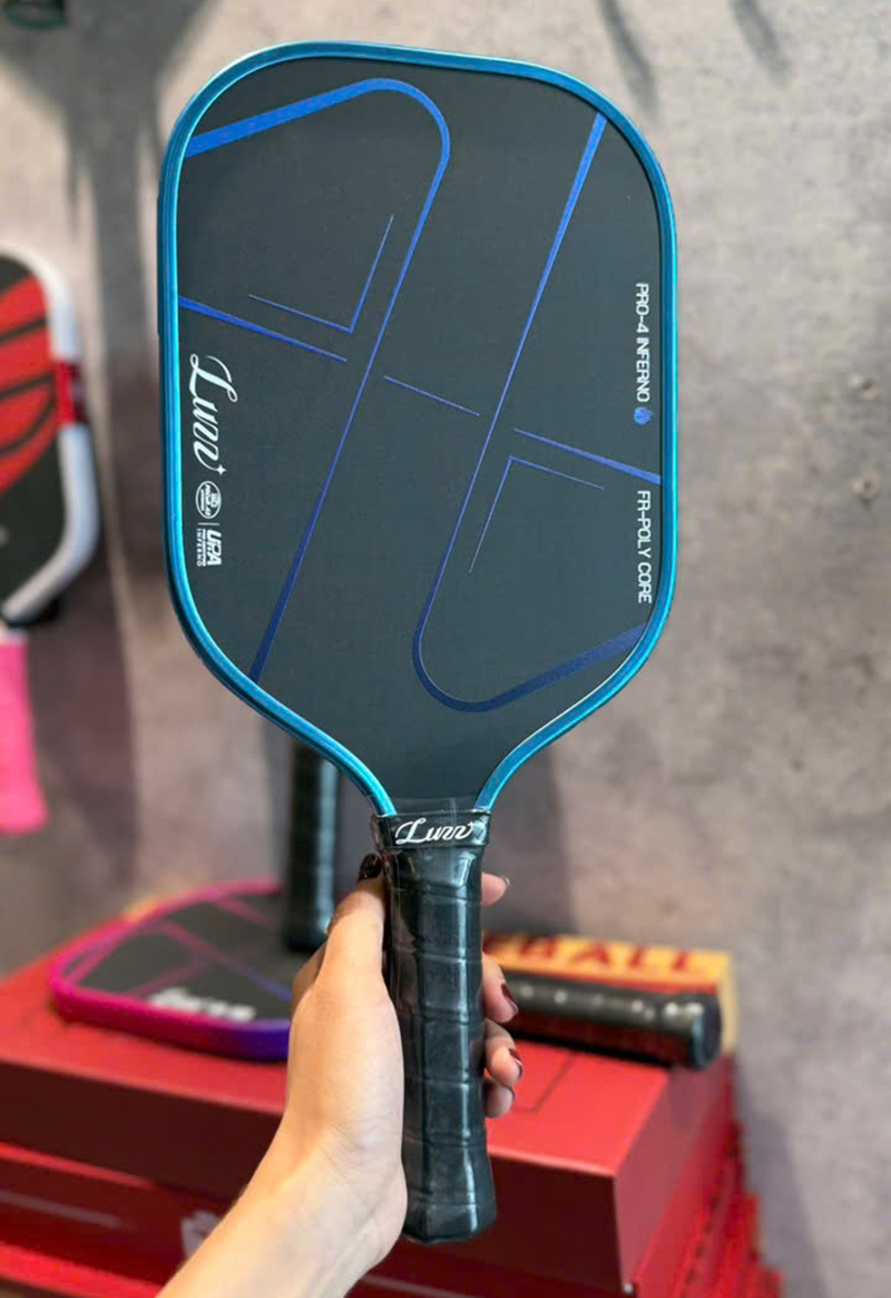 Vợt Pickleball Luzz Pro 4 Inferno